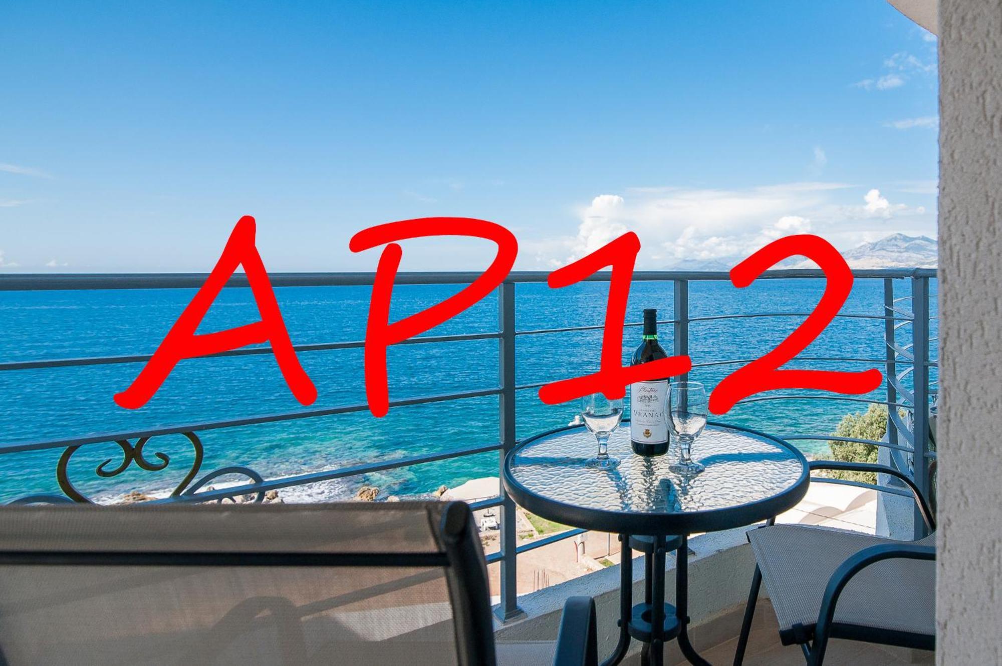 אוטייהא Open Sea Apartments חדר תמונה